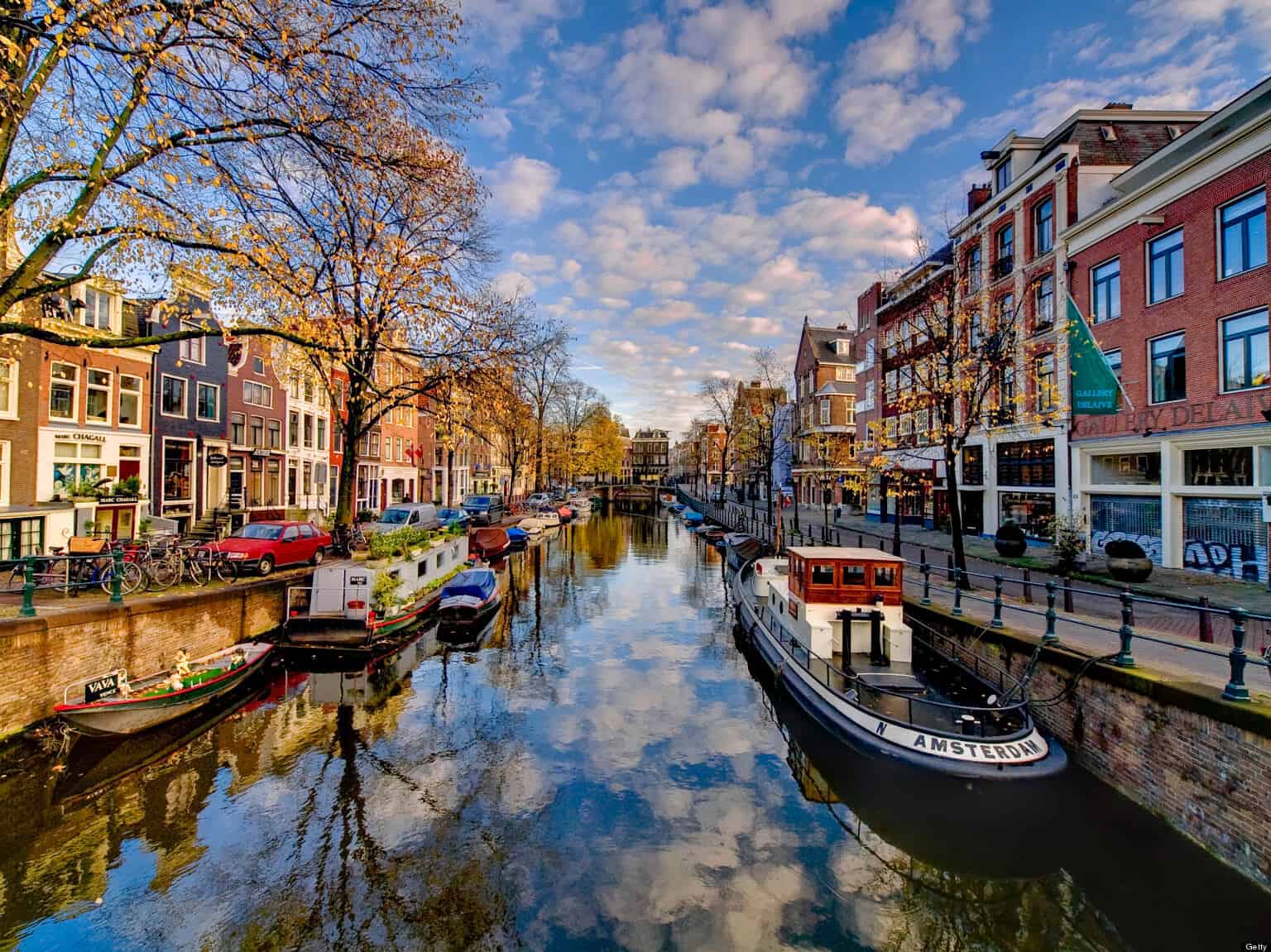 Startups moving to Amsterdam
